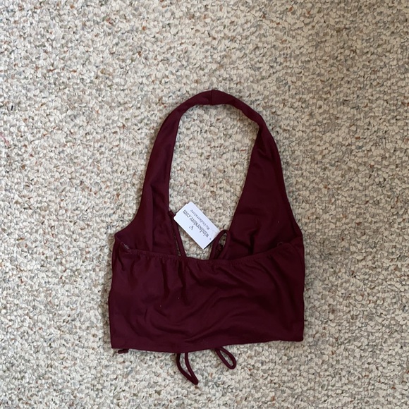 Windsor maroon halter crop top - Picture 2 of 3